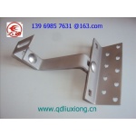 六兄批量生產(chǎn)太陽(yáng)能支架，solar roof hook